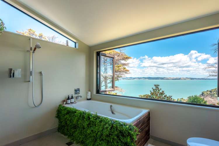 402 Orapiu Road Waiheke Island_26