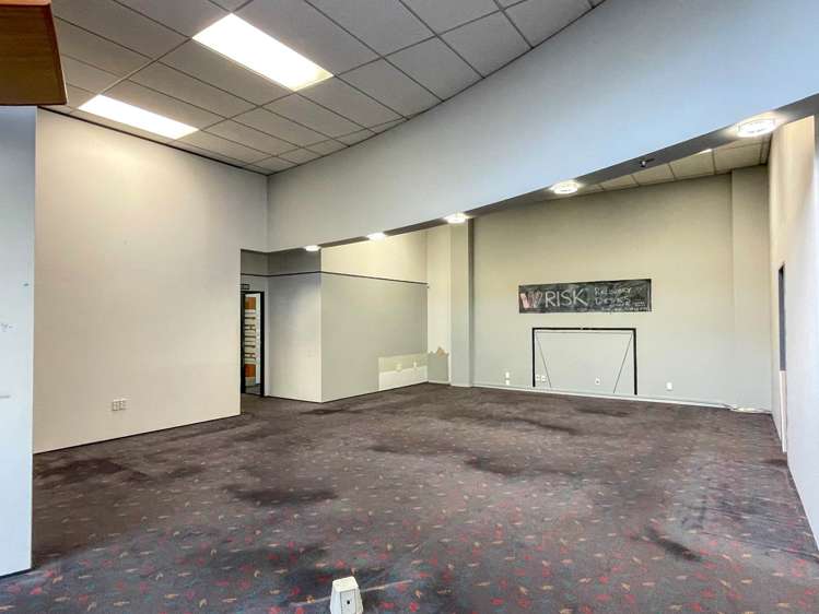 10-16 King Street Otahuhu_6