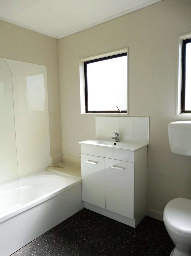 1/19 Templeton Place Clendon Park_4