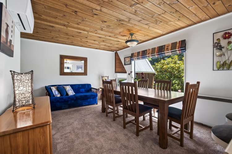 43 Springdale Grove Fitzherbert_7