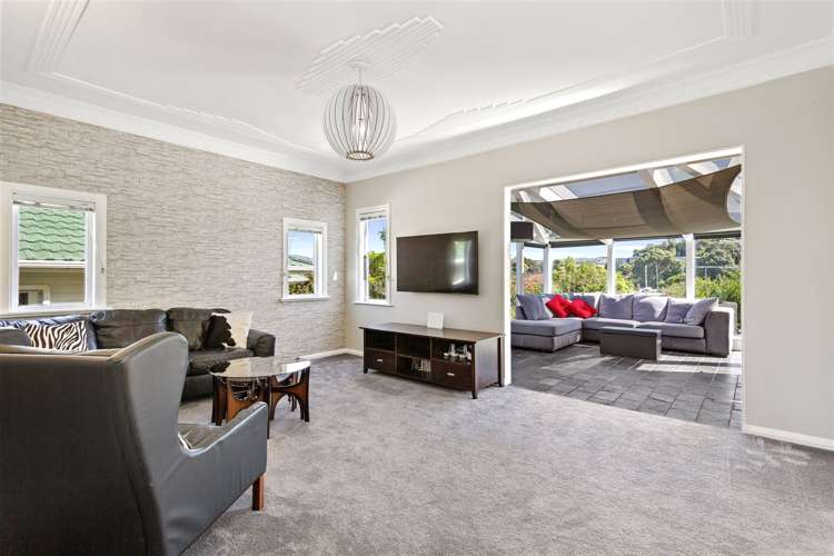 32 Cavendish Square Strathmore Park_9