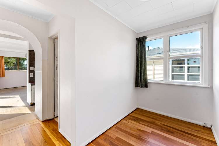 1246 Fergusson Drive Brown Owl_11