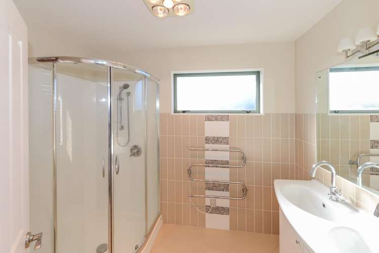 76 Medallion Drive Albany_19