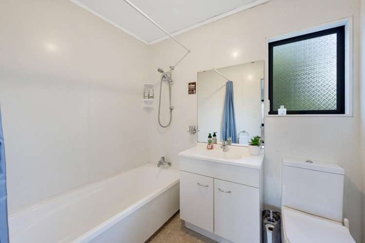 20A Church Road Mangere Bridge_14
