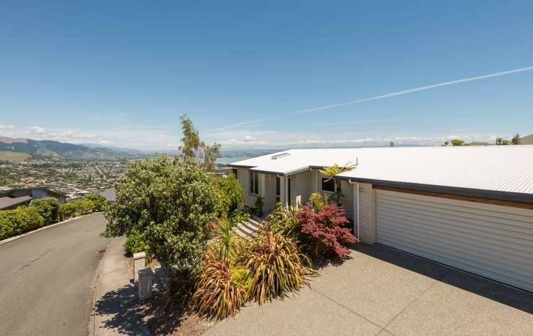 2 Commodore Place Britannia Heights_29