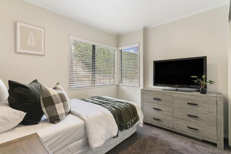 1/142 Sunset Road Unsworth Heights_13