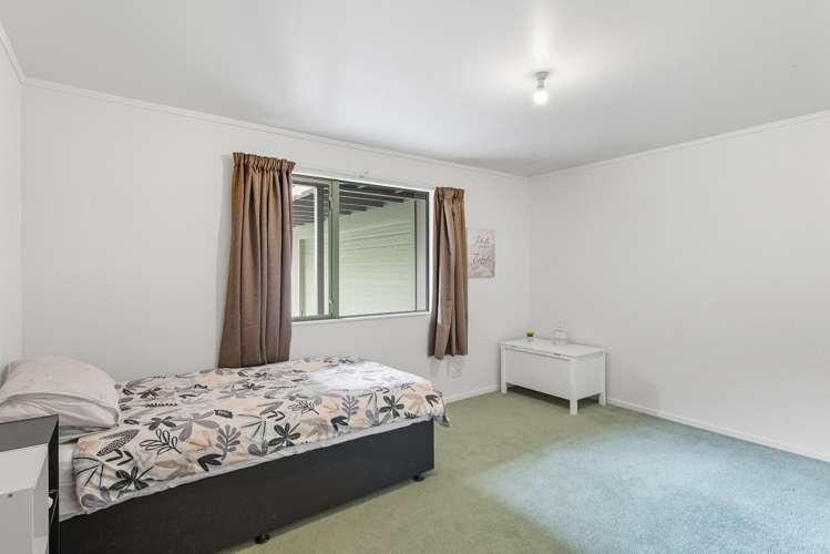 2 Southleigh 10587_10