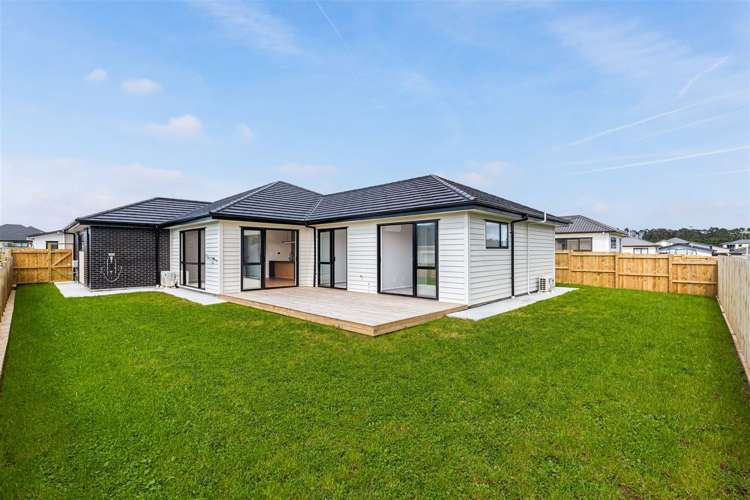 8 Cutfield Lane Kumeu_16