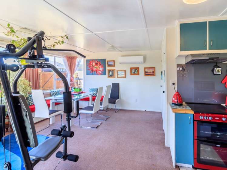 2 Pladda Street Calton Hill_6