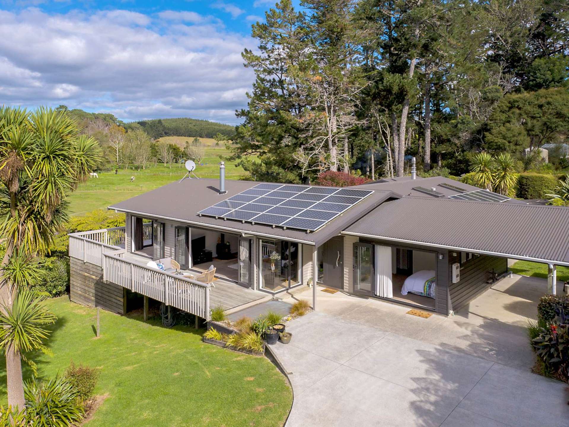 11 Drury Lane Dairy Flat_0