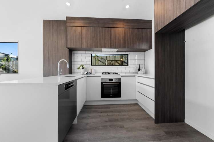 4-6/33 Ryburn Road Mount Wellington_19