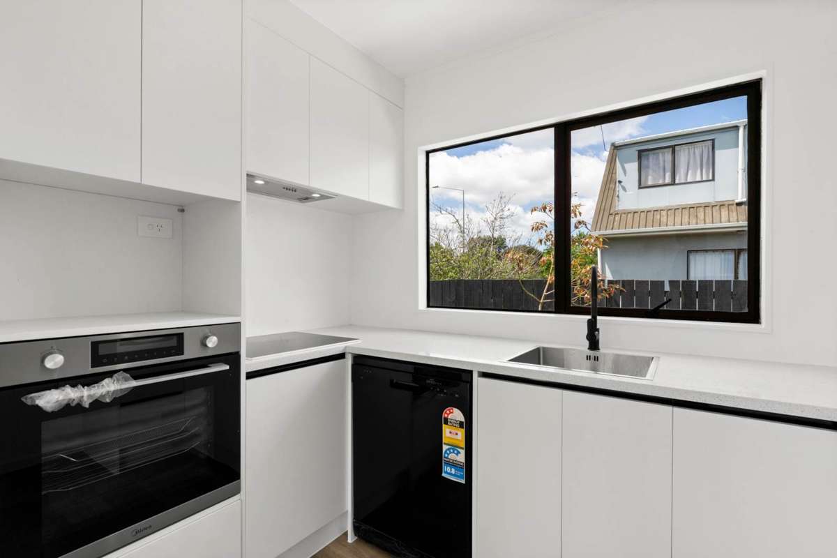 1/14 Albert Street_1