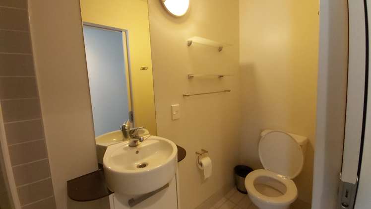 1406/10 Waterloo Quadrant Auckland Central_8