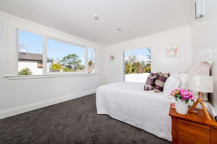 1 Luckens Road West Harbour_12