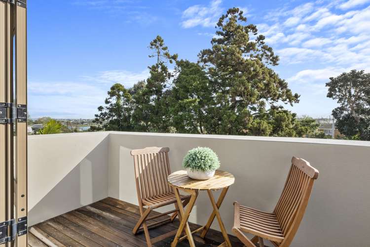 2/11 Francis Street Hauraki_30