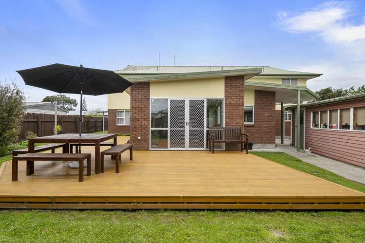 8 Dunk Place Milson_29