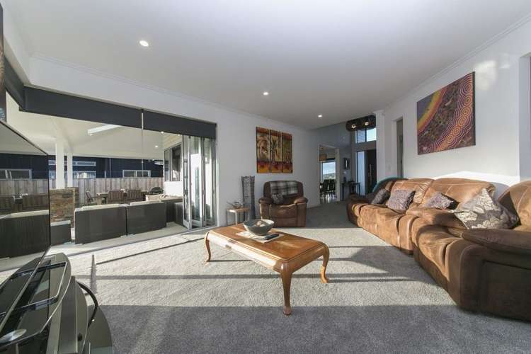 67 Pohutukawa Parade Riverhead_6