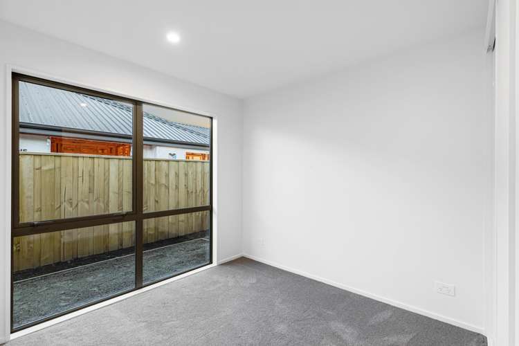 54 Greenslade Drive Lincoln_18