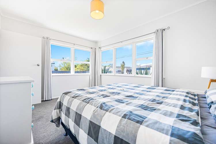 38 Woodside Road Massey_10