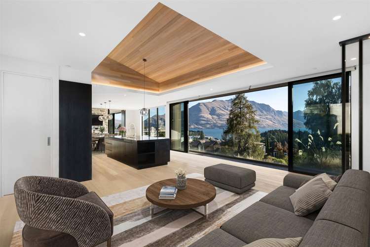 1/3 Kerry Drive Queenstown_1