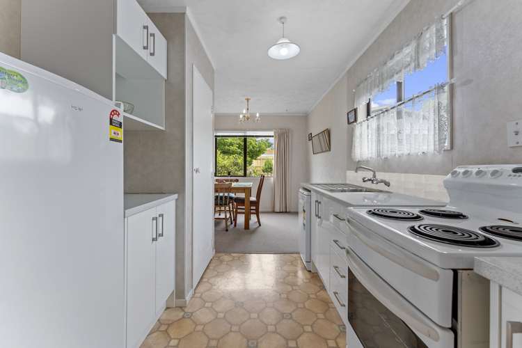 11 Ferndale Place Feilding_3