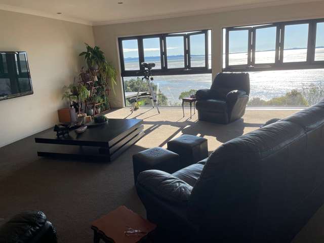 2 Crispe Road Clarks Beach_1