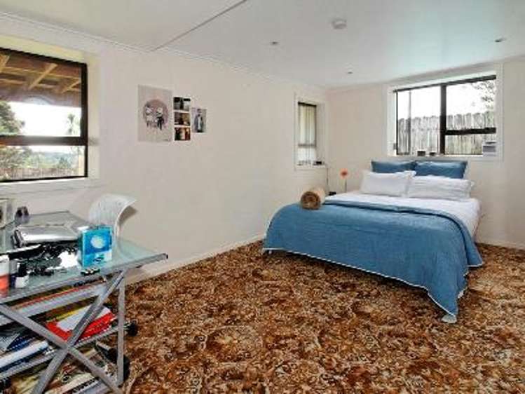 68 Daffodil Street Titirangi_10