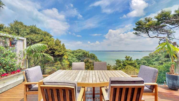 7 Poaka Place Beach Haven_5