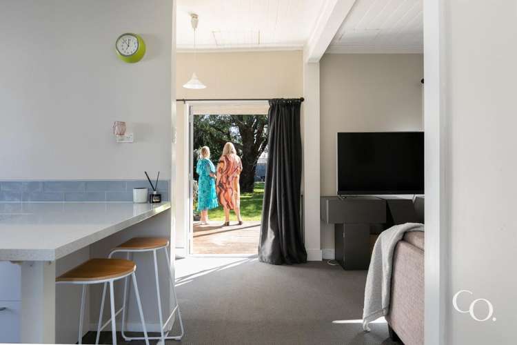 8 Tomoana Road Mahora_5