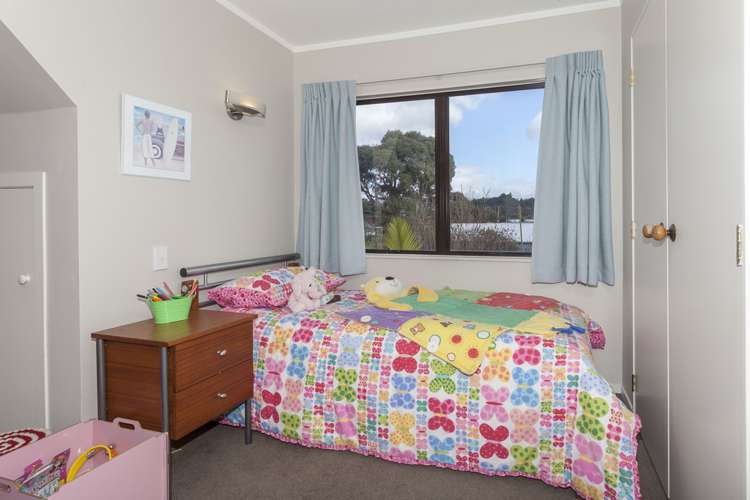 127 Linton Crescent Whangamata_15