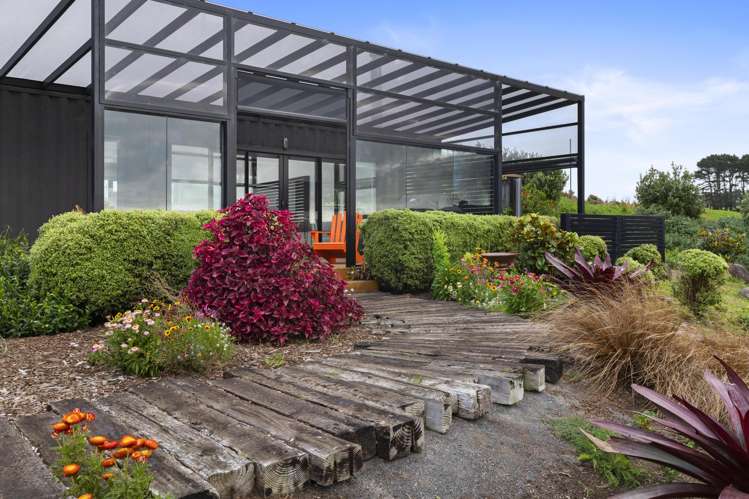 49 Honey Road Waiuku_12