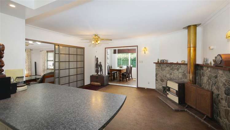 22 Guys Road Yaldhurst_9