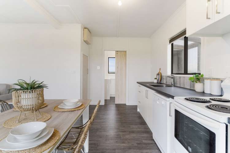 239 Pukehina Beach Road Pukehina_10