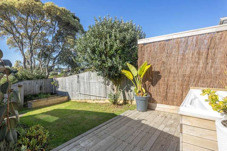 64B Awaroa Road Sunnyvale_16