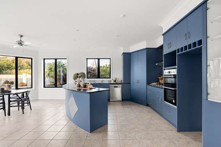 39 Cowley Drive Leamington_2