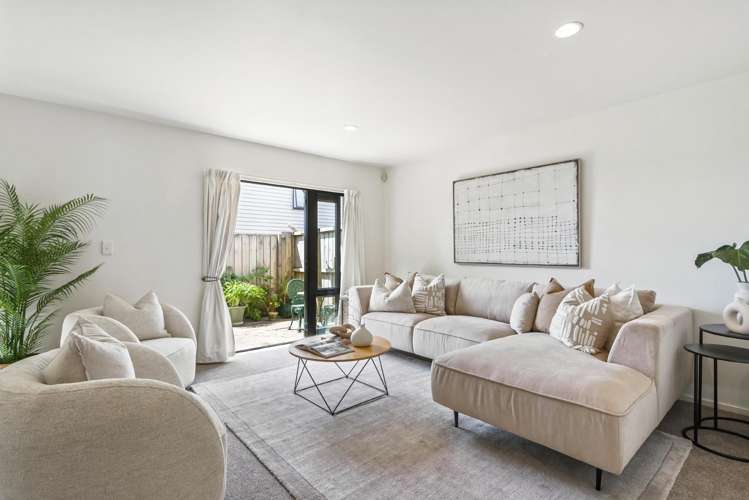 1/26 Pannill Place Oteha_11