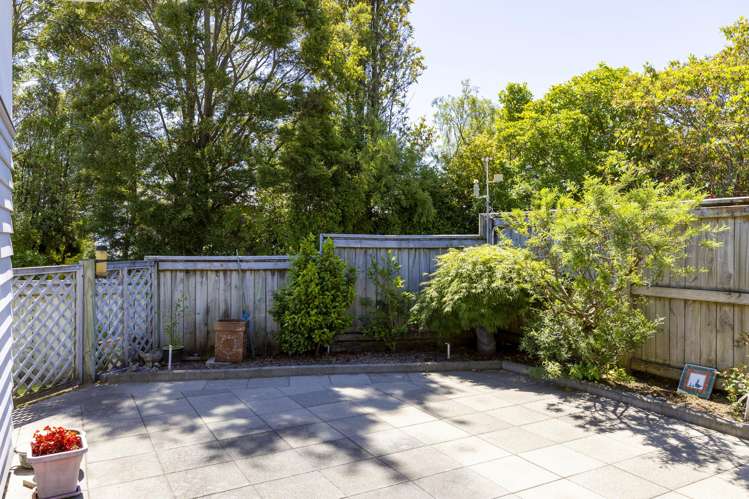 2/30 Ingle Avenue Waipahihi_27