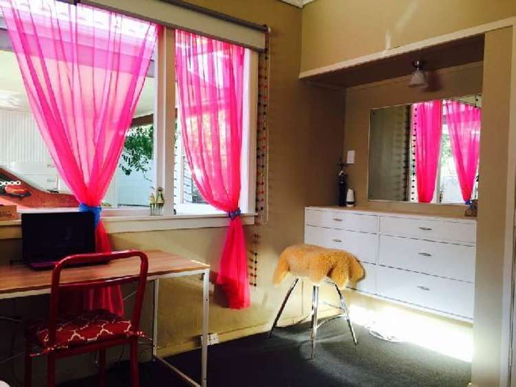 2/198 Onewa Road Birkenhead_8