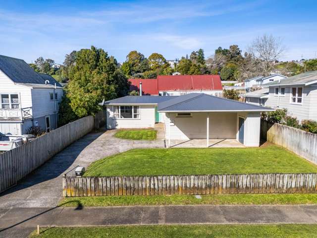 Must sell: Vacant blank canvas!