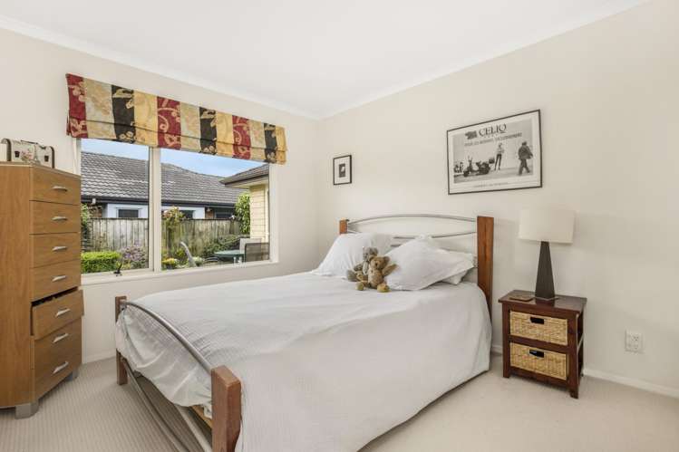 5 Greta Banks Place Wattle Downs_9