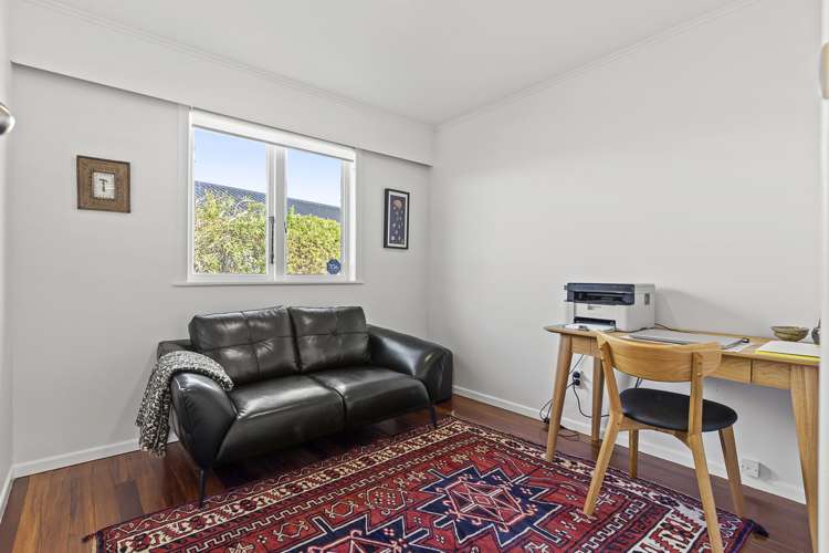 6 Pikitea Road Mangere Bridge_10