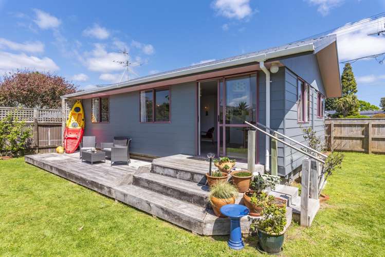 13A Rauparaha Street Waikanae Beach_18