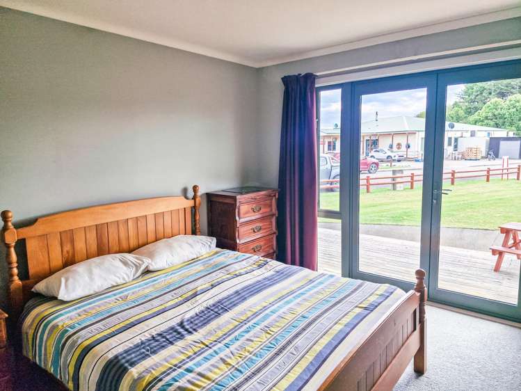 5 McFeely Street Tuatapere_11