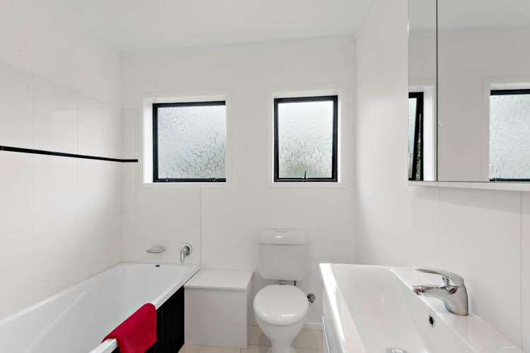 30 Puawai Place Northcote_14