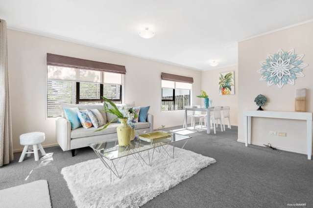 2/17 Exeter Place Unsworth Heights_1