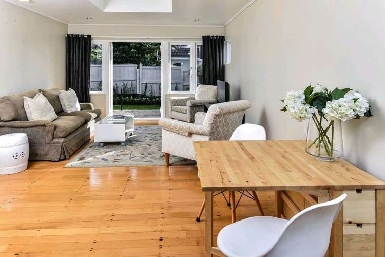 2/12a Sanders Avenue Takapuna_10