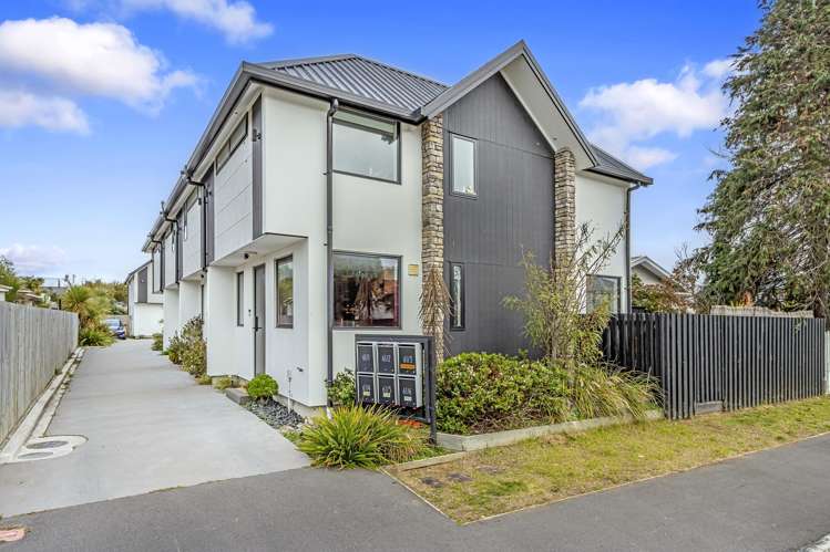 1/61 Peverel Street_0