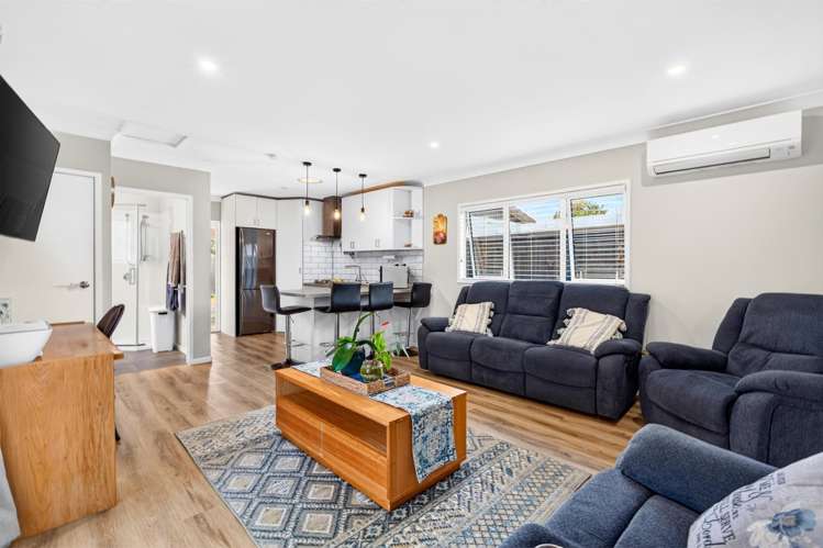 3 Huruhuru Road Massey_20