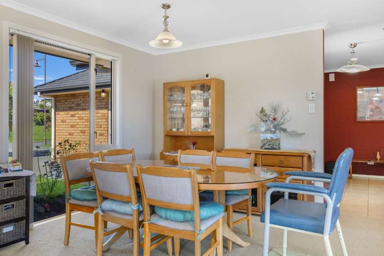 9 Magnolia Rise Waipahihi_8