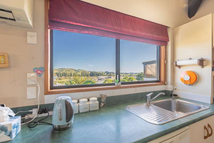 27b Nelson Street Waipukurau and Surrounds_13